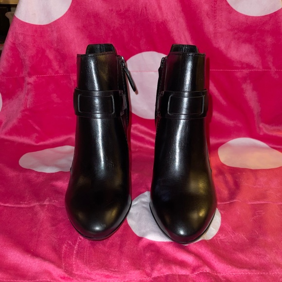 Tory Burch Booties - Picture 13 of 13
